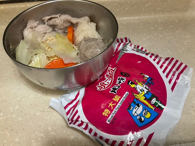 餛吞肉燥湯麵