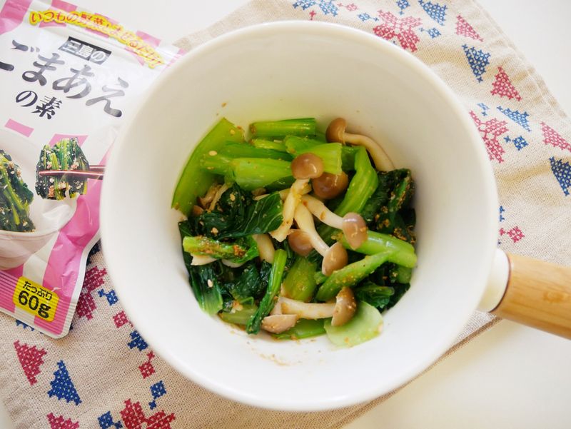 懶人料理「芝麻拌菜」香香好開胃~