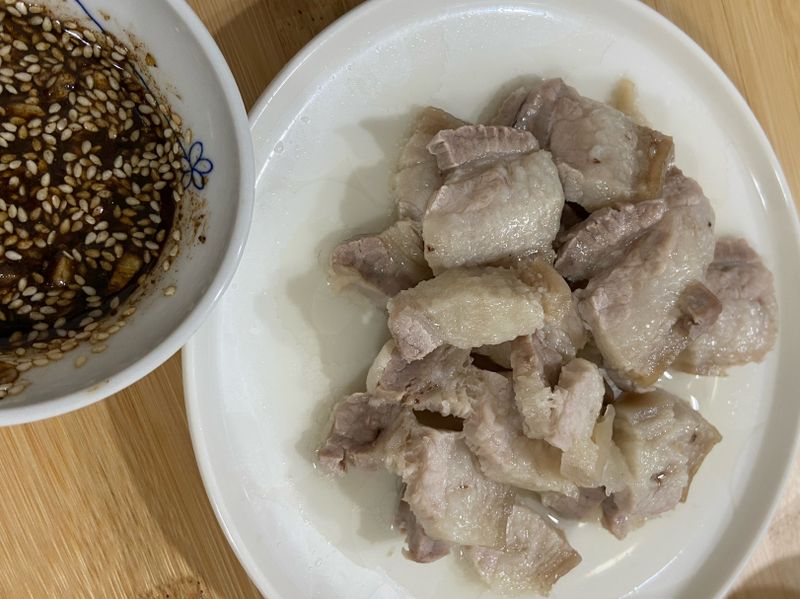 椒麻蒜泥白肉