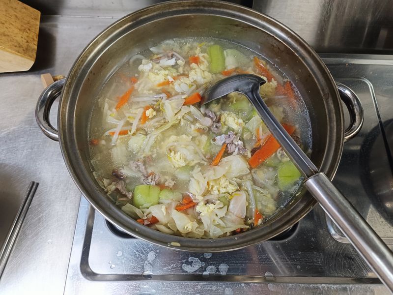 蔬菜牛肉絲麵