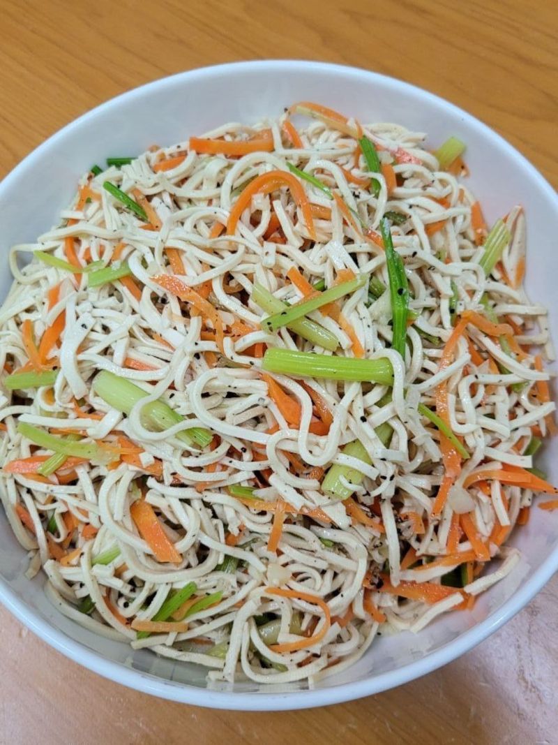 10分鐘快速上菜,國民小菜涼拌乾絲