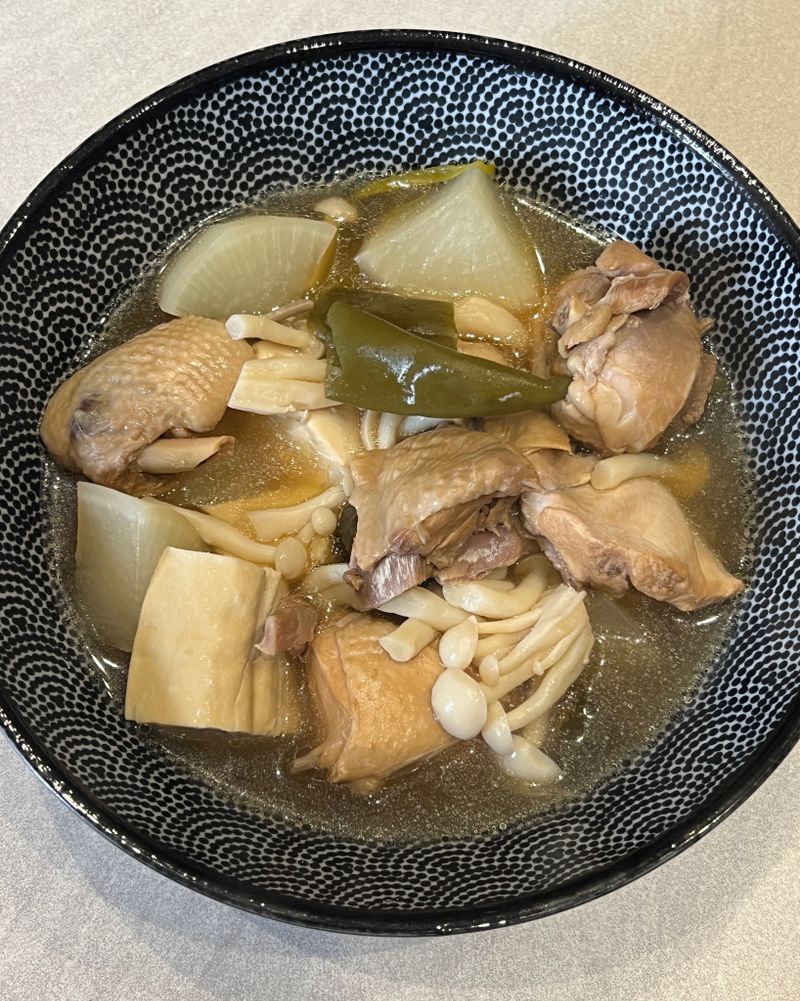 剝皮辣椒雞湯