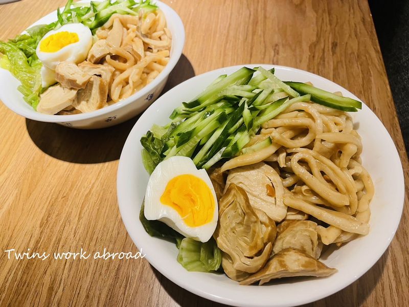手切麵條