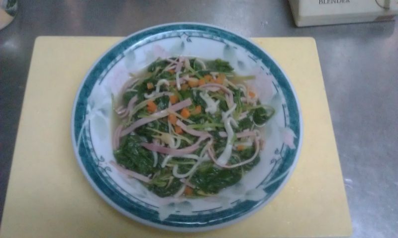 蟹棒炒莧菜