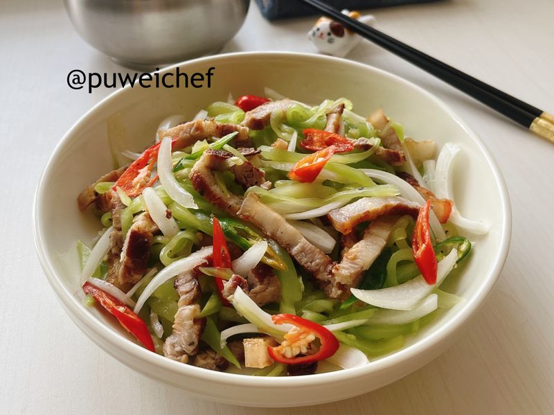 燒肉拌萵筍