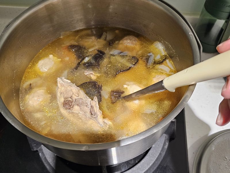 番茄雞腿湯