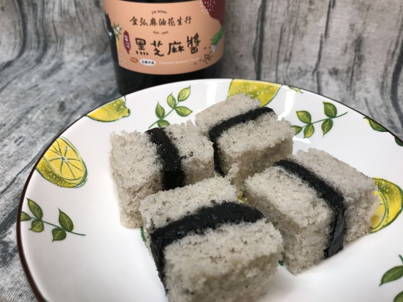 茯苓糕(芝麻醬夾心、純白米)