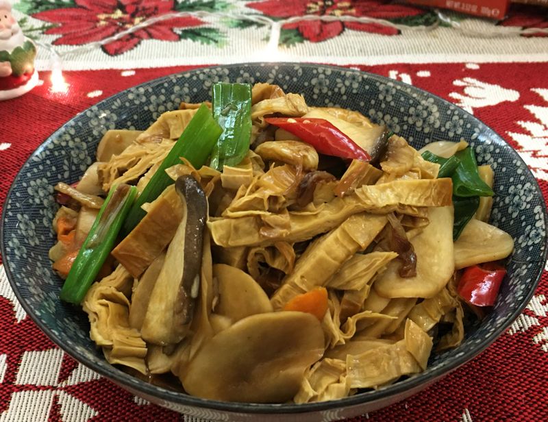 豆包炒杏鮑菇