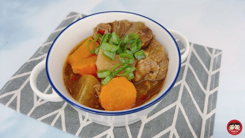 簡單紅燒牛腩~特福萬用鍋食譜