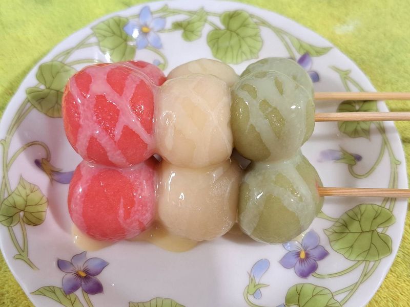 白玉三色糰子