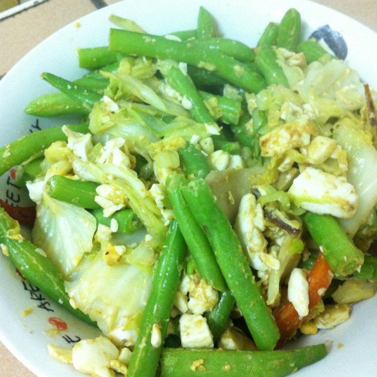 清炒鹹蛋四季豆(約400大卡)