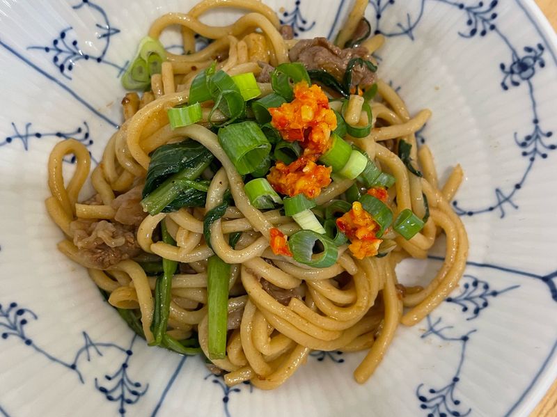 沙茶牛肉炒麵