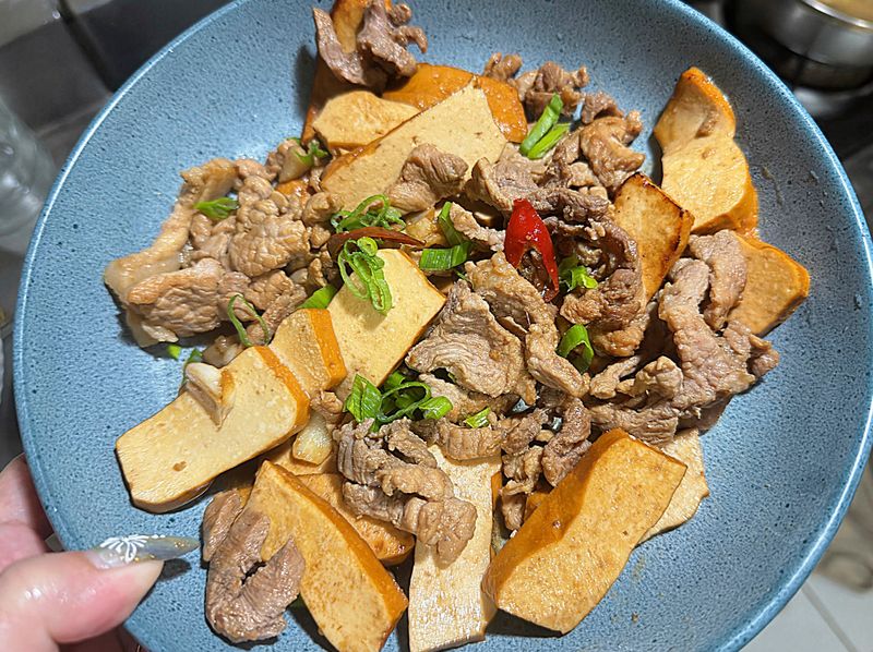 辣炒豆乾豬肉