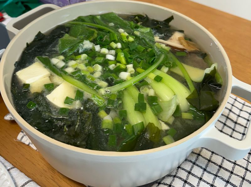 剝皮辣椒雞湯