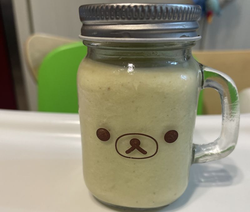 酪梨布丁牛奶