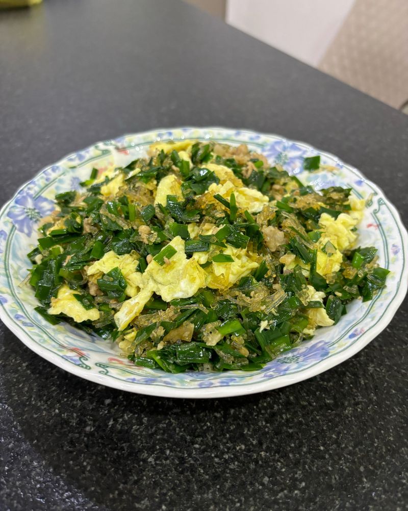 韭菜炒冬粉
