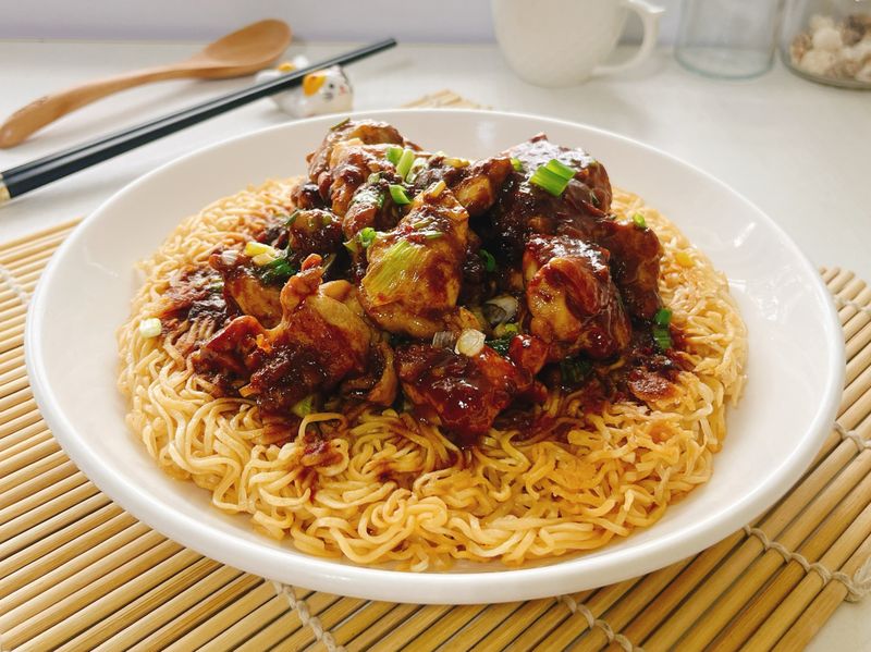雞丁炒麵