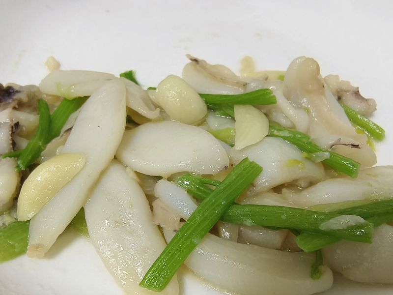 芹菜炒花枝