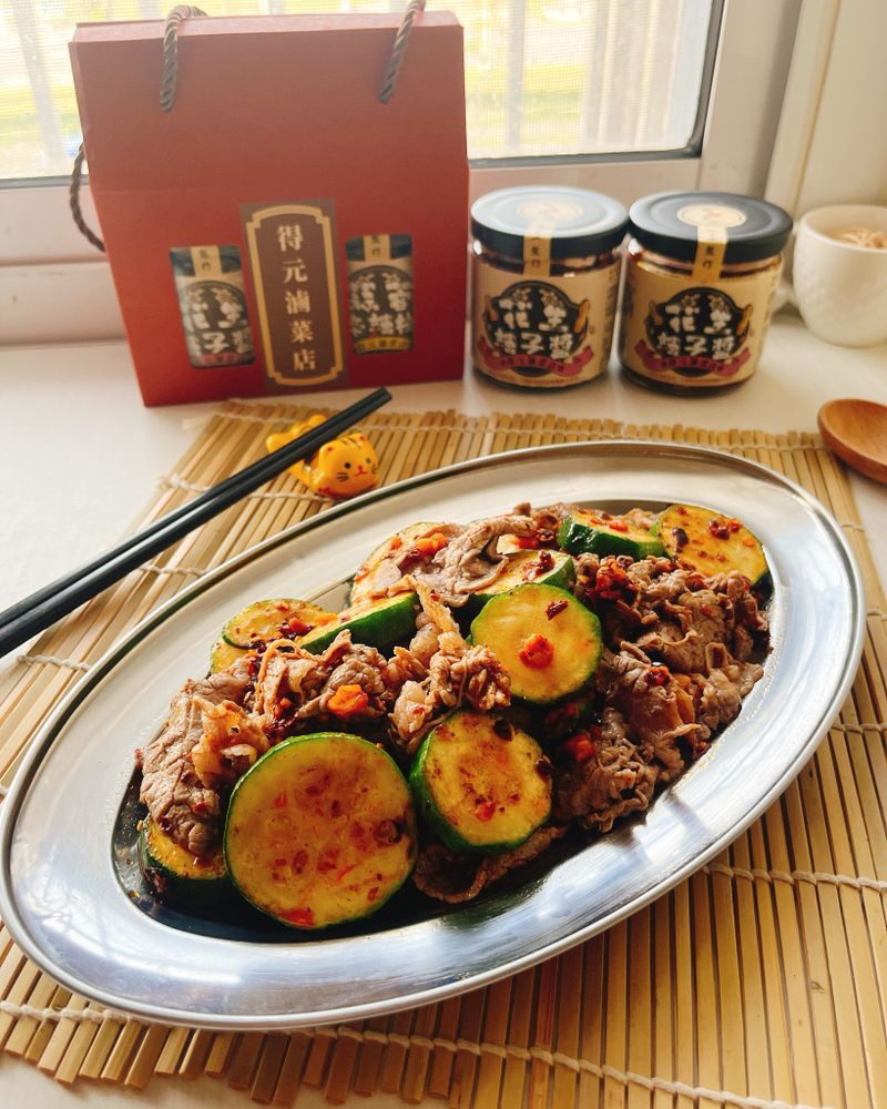 辣子拌牛肉