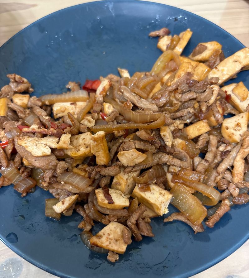 洋蔥肉絲豆乾