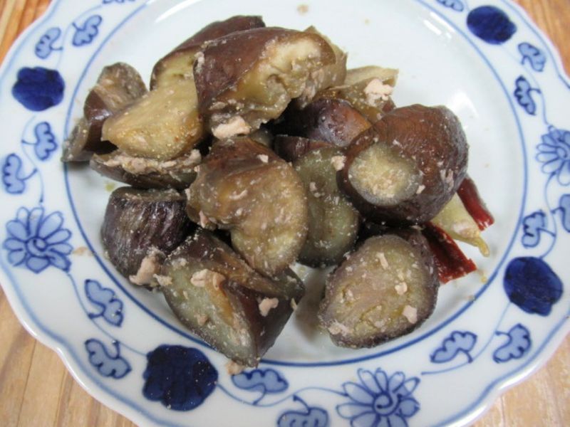 鹹蛋白煮茄子