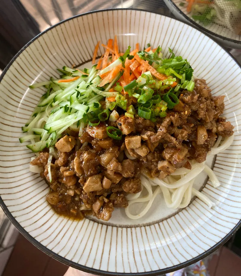 家常炸醬麵