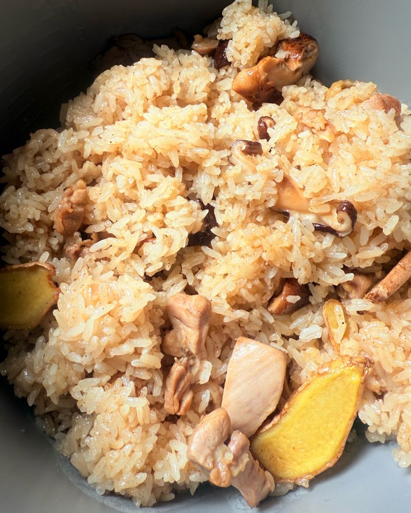 麻油雞腿飯