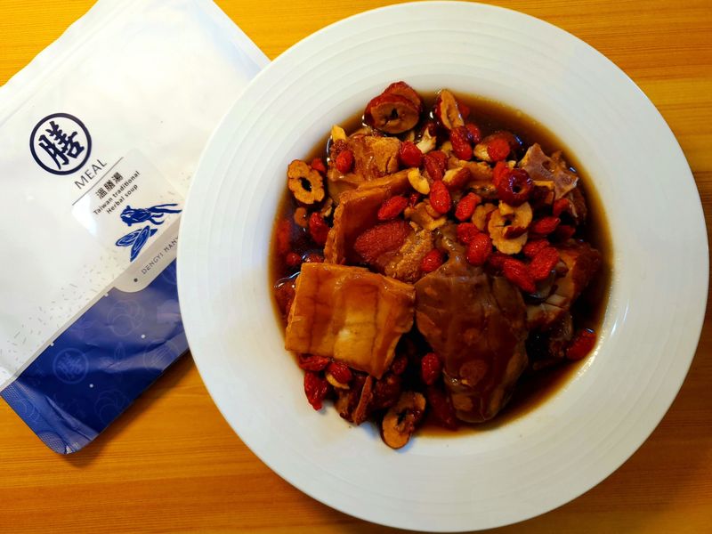 溫膳鱷魚湯