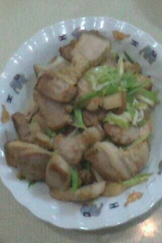 蒜苗炒三層肉