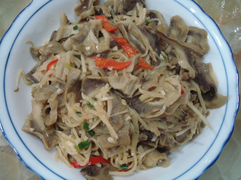 魚肚炒筍絲
