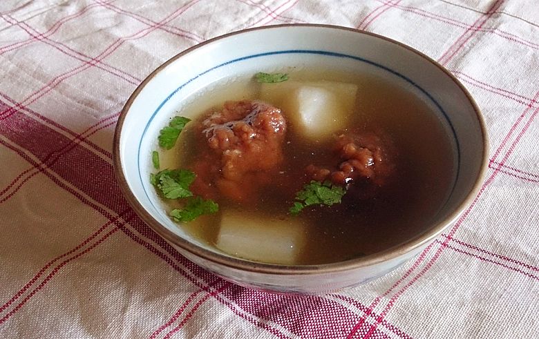 【蘿蔔排骨酥湯】