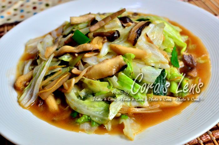 筍醬菇菇炒高麗菜