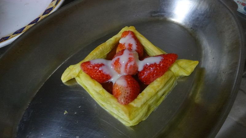 甜甜幸福草莓派──草莓就愛鷹牌煉奶