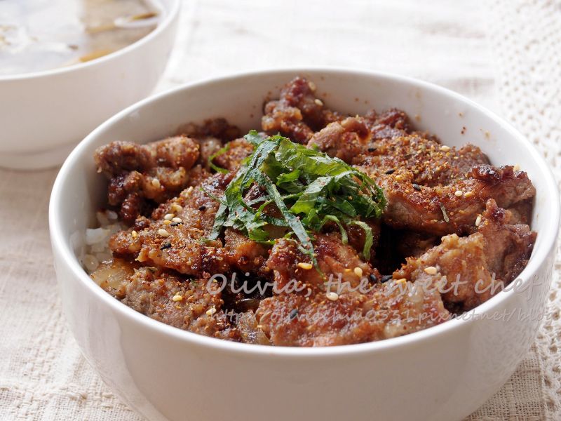 Olivia♥薑燒豬肉丼