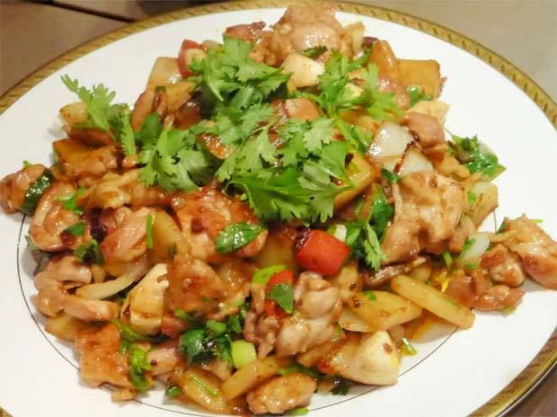 干鍋雞(豆油伯缸底醬油食譜)