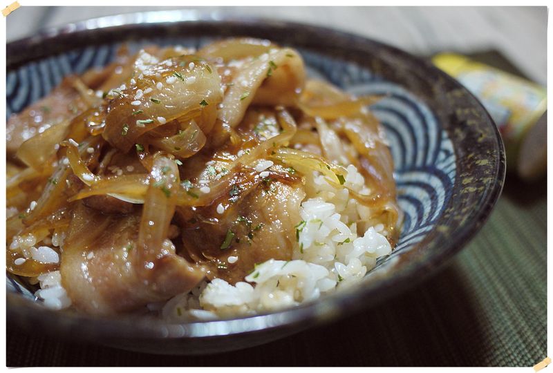 日式洋蔥豚丼