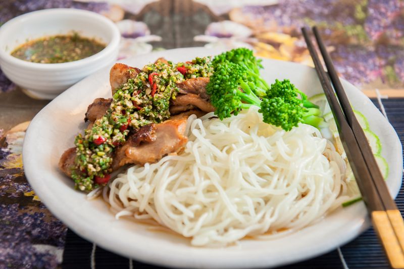 椒麻雞蒟蒻麵