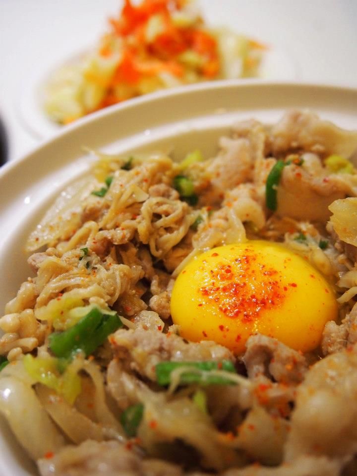 薑汁燒肉蓋飯