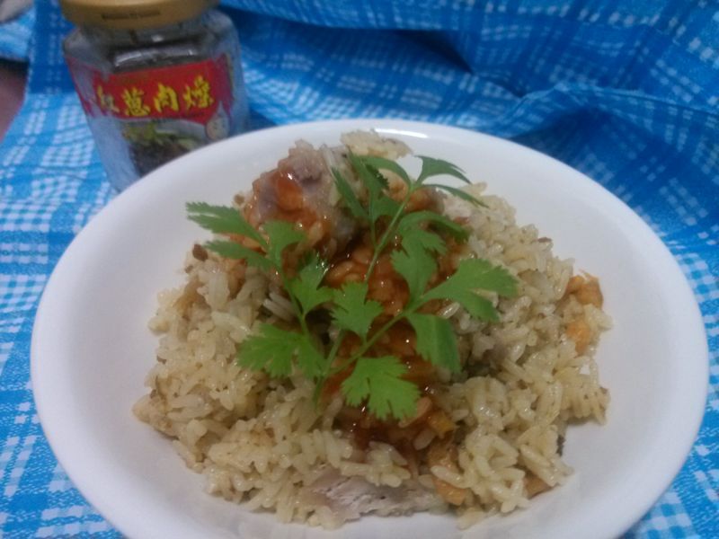 香芋鬼頭刀油飯『牛頭牌端午好香拌』