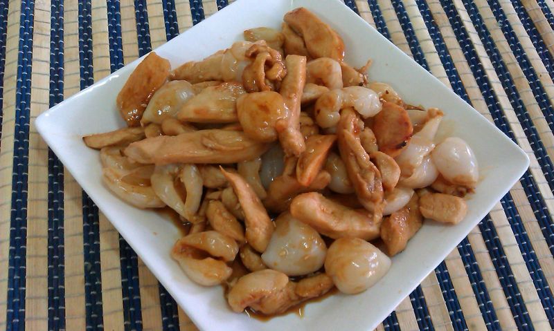 ㄚ芬的小廚房--荔枝雞枊