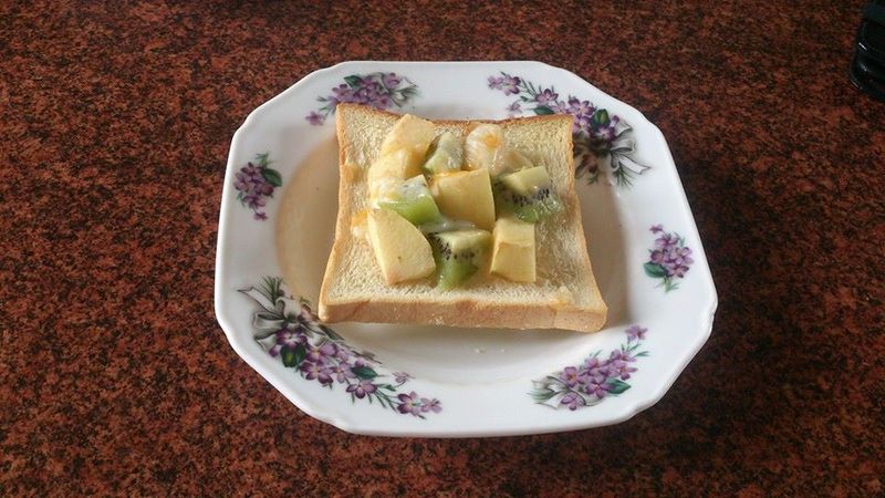 起司鮮果烤吐司