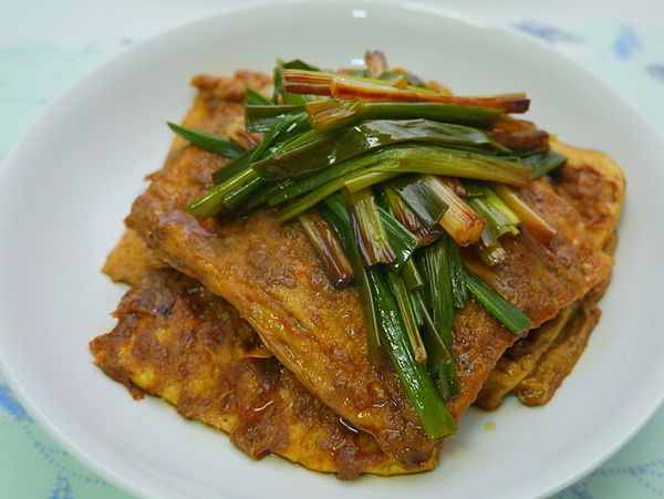 蔥燒豆包