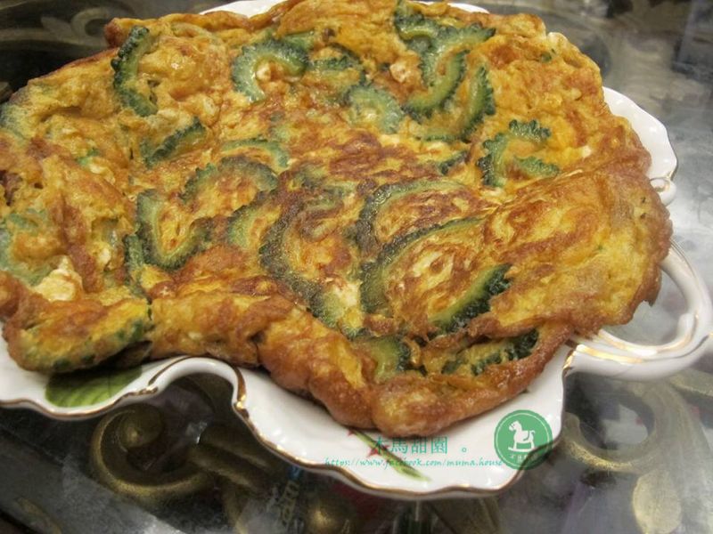 苦瓜烘鹹雙蛋