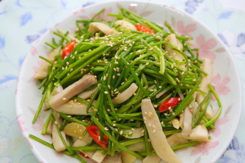 水蓮炒杏鮑菇