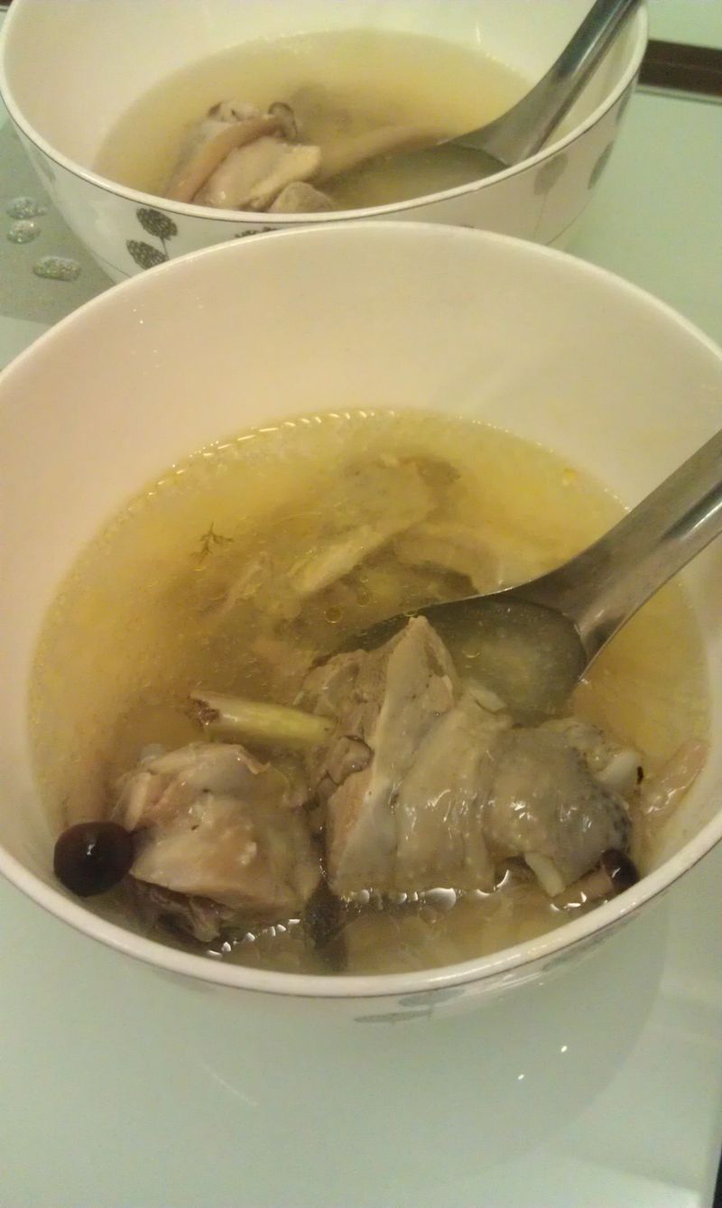 蒜頭雞湯