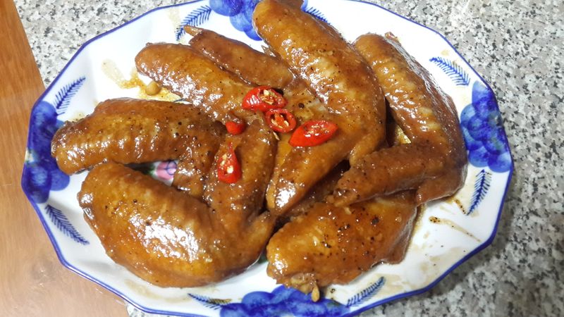 滷黑胡椒雞翅