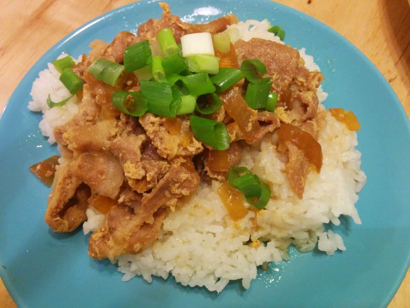 零失誤簡易日式家常美食~壽喜燒豬肉丼