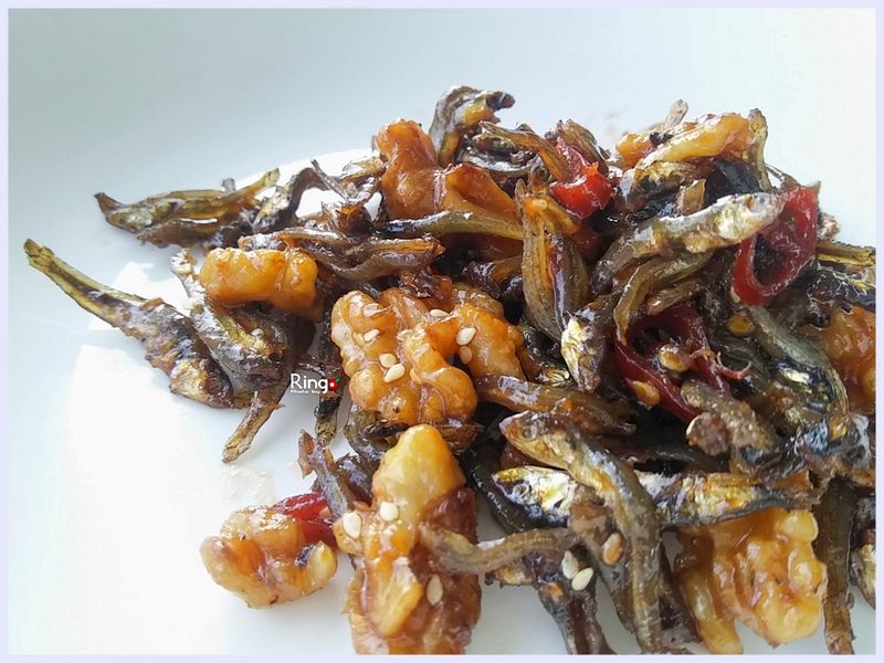 蜜汁小魚乾