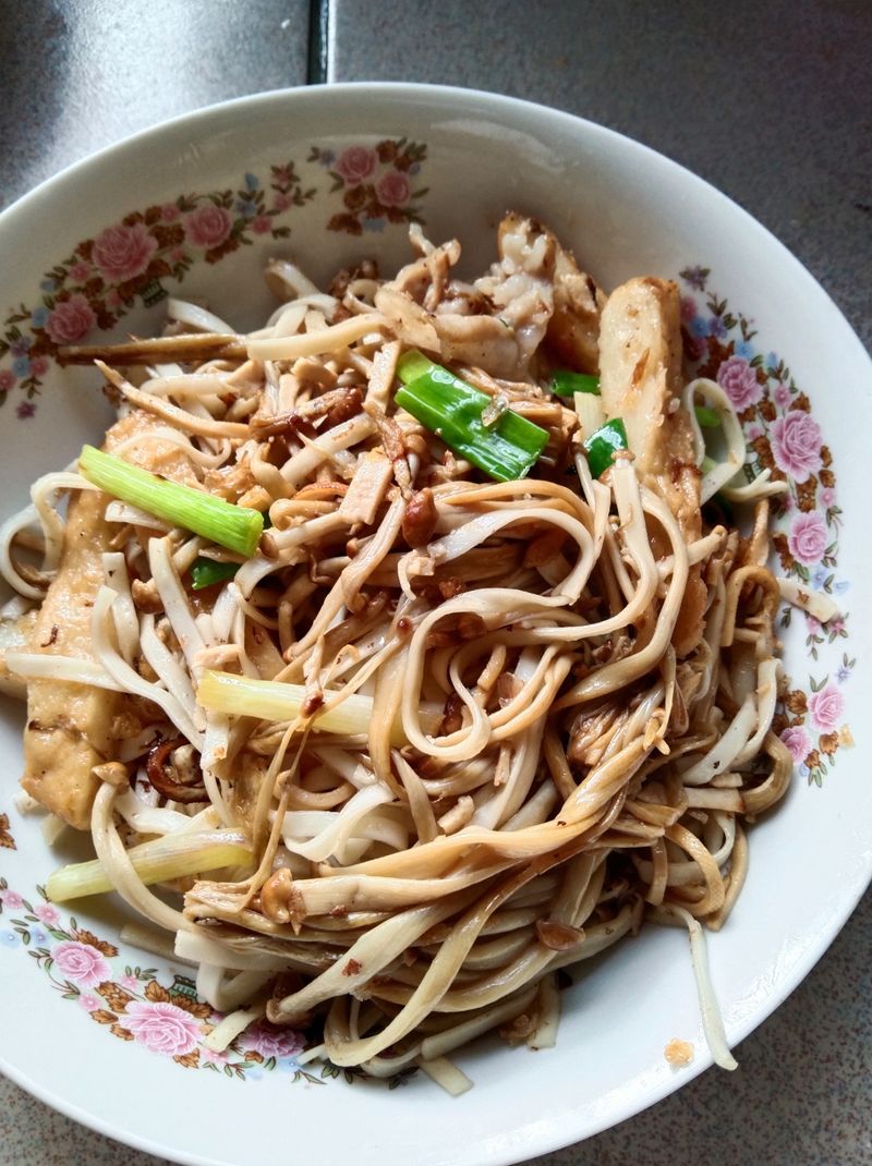 金針雜菜炒麵