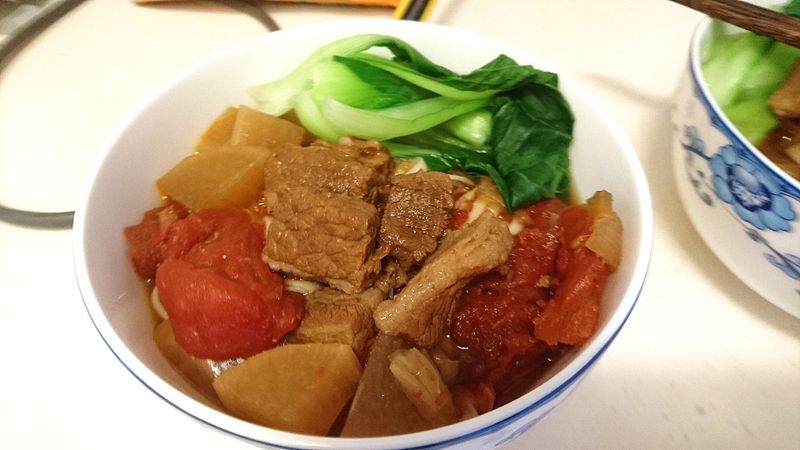 鑄鐵鍋紅燒牛肉麵 @ 阿寶寶食堂
